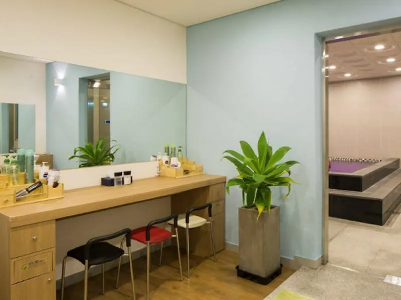 Ibis Budget Ambassador Seoul Dongdaemun 2*,  Corea del Sur
