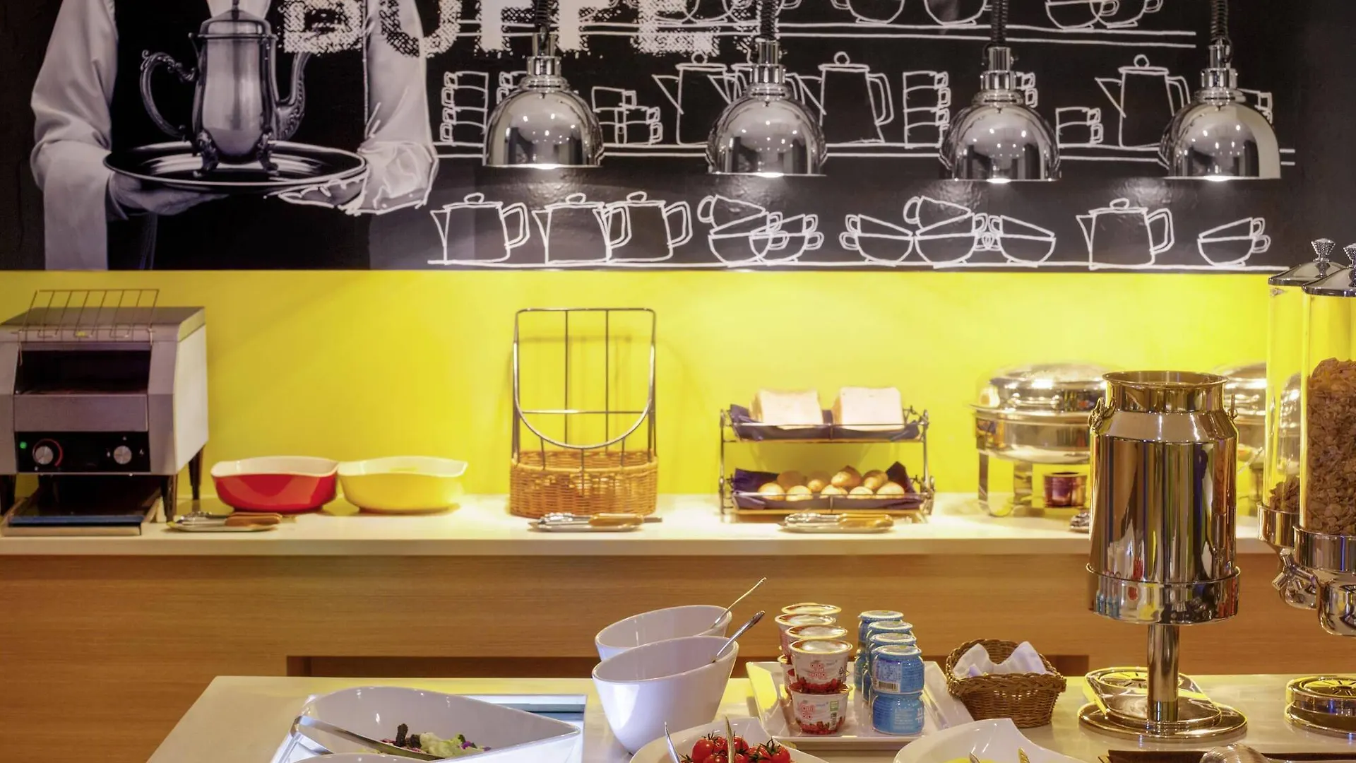 Ibis Budget Ambassador Seoul Dongdaemun 2*,  Corea del Sur